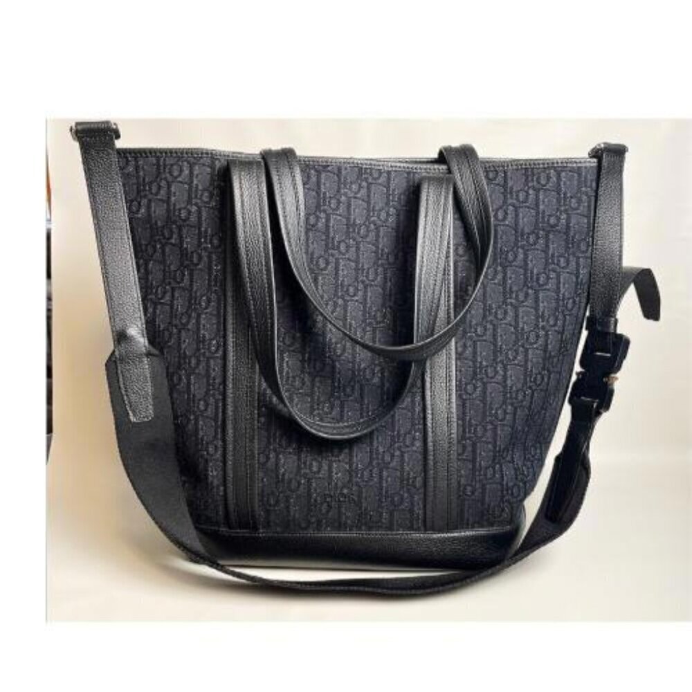 CHRISTIAN DIOR MONOGRAM TOTE BAG - Picture 2 of 16